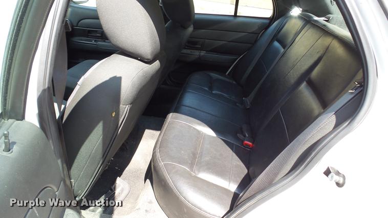 image for item DP9967 2011 Ford Crown Victoria Police Interceptor