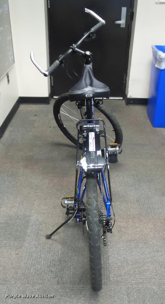 image for item DR9199 GT Avalanche 2.0 mountain bicycle