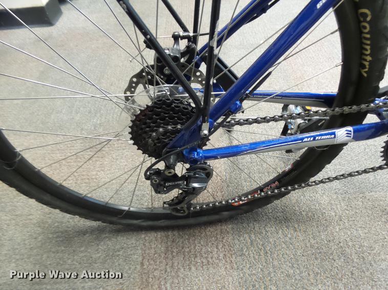 image for item DR9199 GT Avalanche 2.0 mountain bicycle