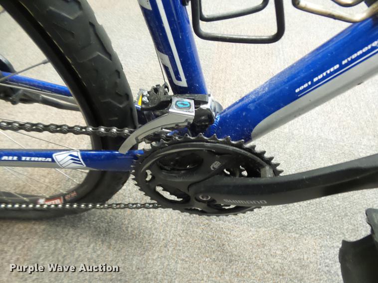 image for item DR9199 GT Avalanche 2.0 mountain bicycle