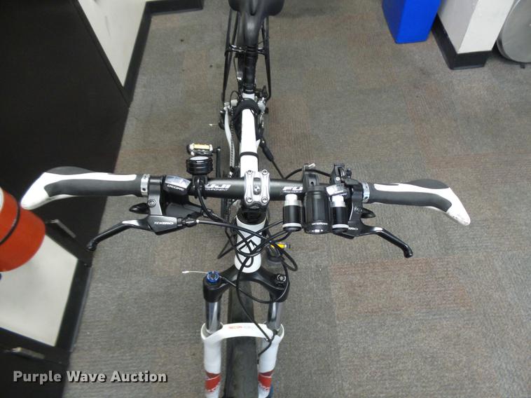 image for item DR9201 Fuji mountain bicycle