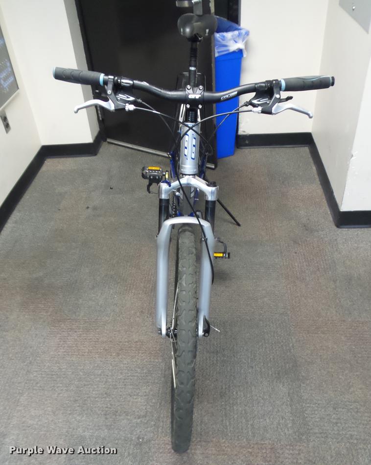 image for item DR9203 GT Avalanche 2.0 mountain bicycle