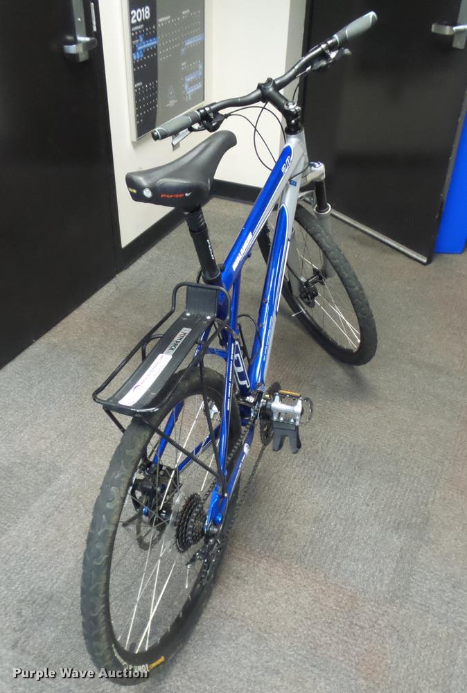 image for item DR9203 GT Avalanche 2.0 mountain bicycle