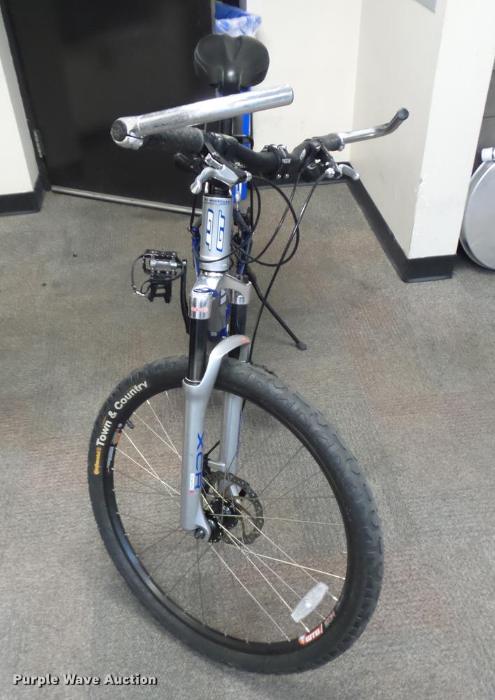 image for item DR9204 GT Avalanche 2.0 mountain bicycle