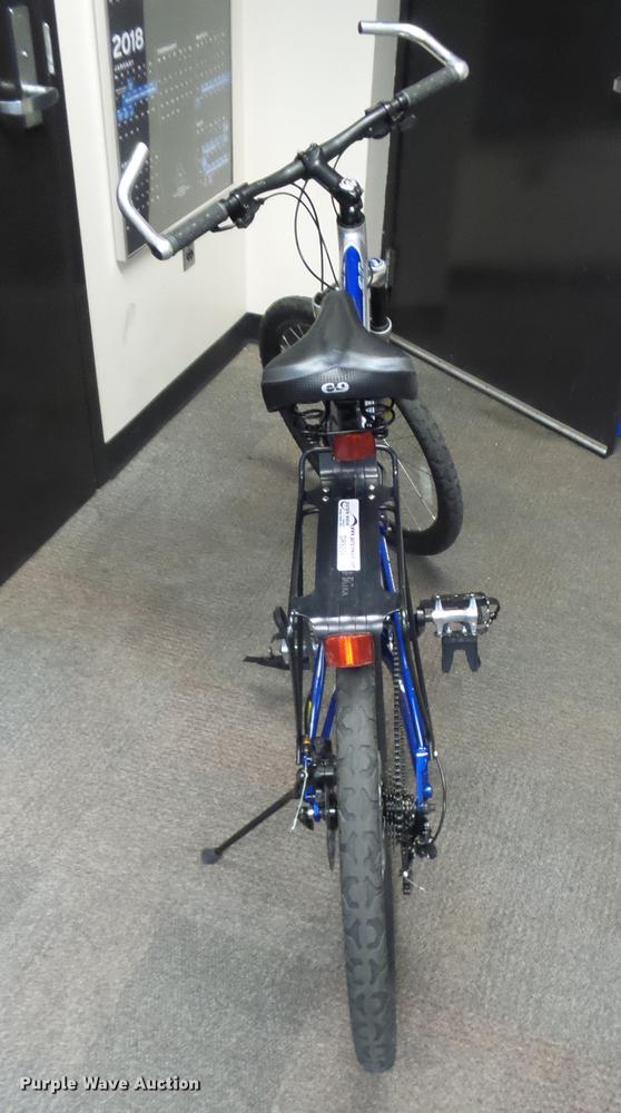 image for item DR9204 GT Avalanche 2.0 mountain bicycle