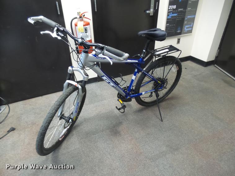 image for item DR9206 GT Avalanche 2.0 mountain bicycle