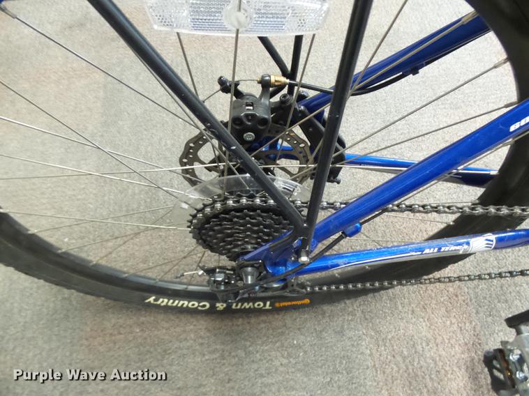 image for item DR9206 GT Avalanche 2.0 mountain bicycle