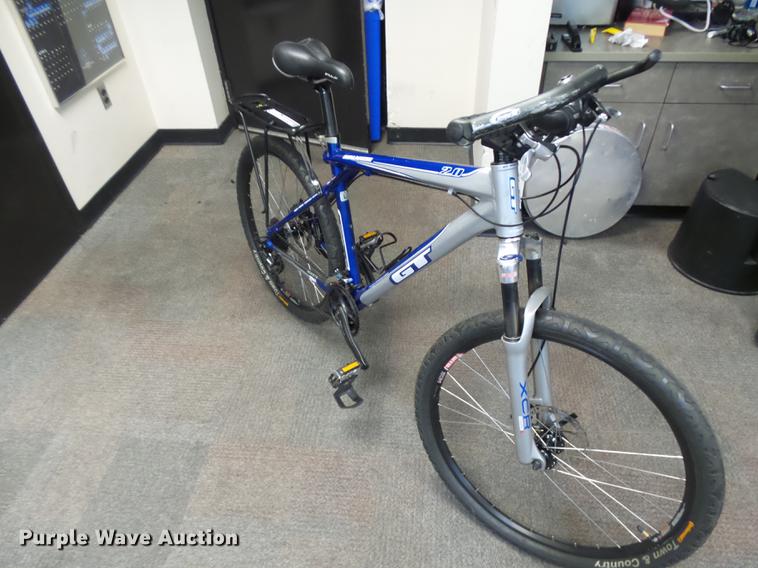 image for item DR9207 GT Avalanche 2.0 mountain bicycle