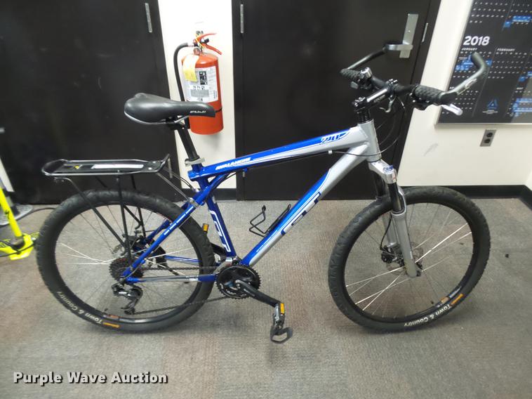 image for item DR9207 GT Avalanche 2.0 mountain bicycle