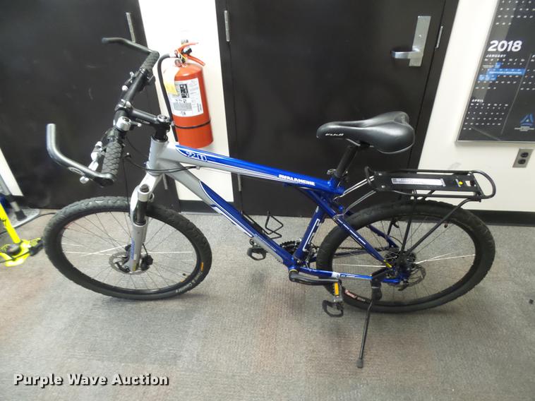 image for item DR9207 GT Avalanche 2.0 mountain bicycle