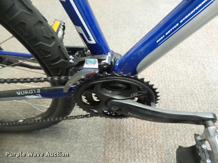 image for item DR9207 GT Avalanche 2.0 mountain bicycle
