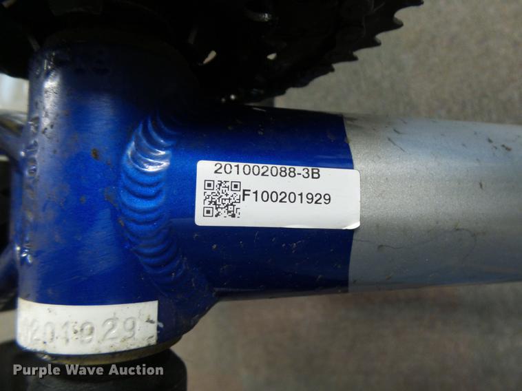 image for item DR9207 GT Avalanche 2.0 mountain bicycle