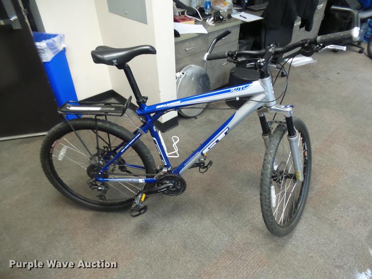 image for item DR9210 GT Avalanche 2.0 mountain bicycle