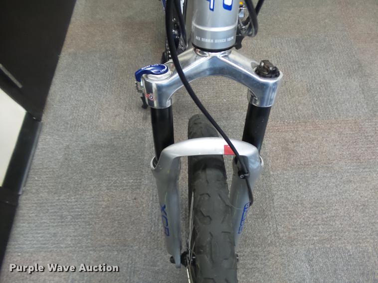 image for item DR9210 GT Avalanche 2.0 mountain bicycle