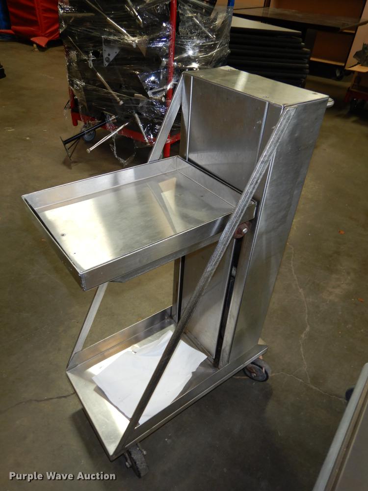 image for item DS9786 Restaurant equipment