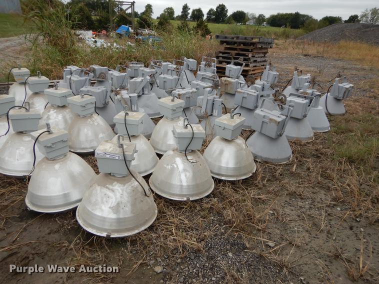 image for item DS9905 (44) halide lights