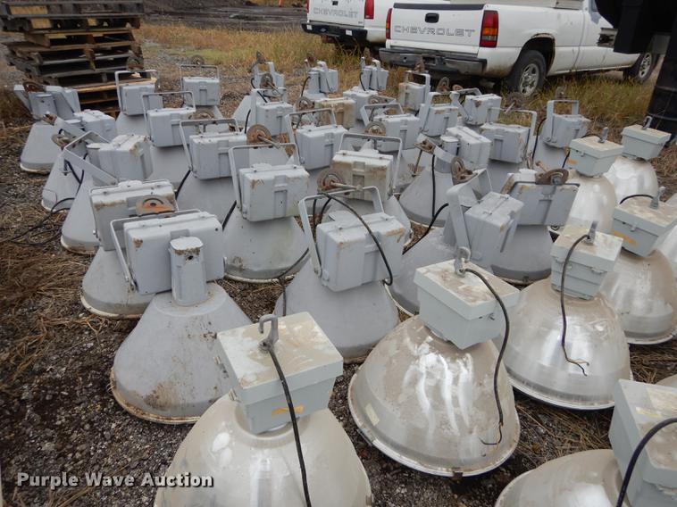 image for item DS9905 (44) halide lights