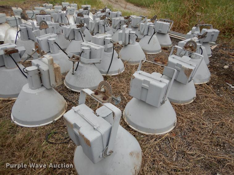 image for item DS9905 (44) halide lights