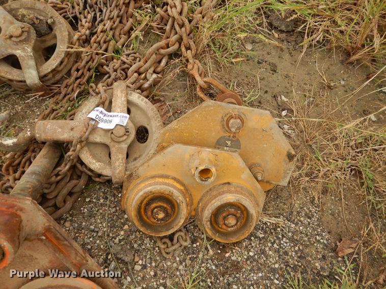 image for item DS9906 Wright two ton high speed hoist