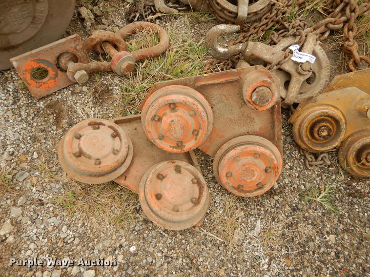 image for item DS9906 Wright two ton high speed hoist