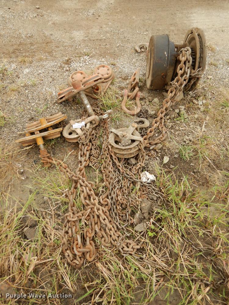 image for item DS9906 Wright two ton high speed hoist