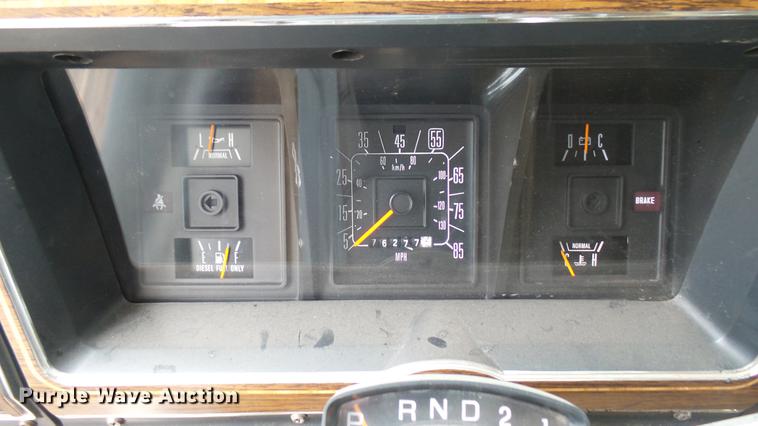 image for item DW9075 1989 Ford Econoline E350 ambulance