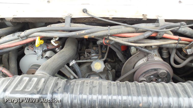 image for item DW9075 1989 Ford Econoline E350 ambulance