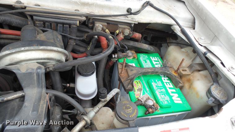 image for item DW9075 1989 Ford Econoline E350 ambulance