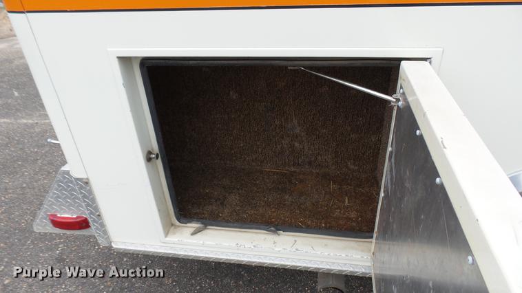 image for item DW9075 1989 Ford Econoline E350 ambulance