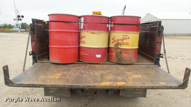 image for item DW9076 1989 Ford F700 dump truck