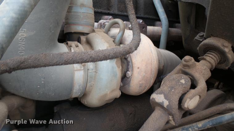 image for item DW9076 1989 Ford F700 dump truck