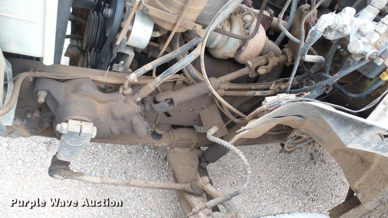 image for item DW9076 1989 Ford F700 dump truck