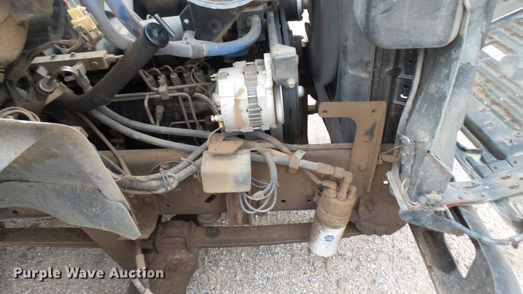 image for item DW9076 1989 Ford F700 dump truck