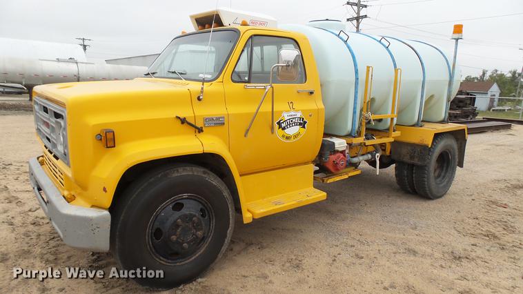 image for item DW9081 1974 GMC 6000 tank truck