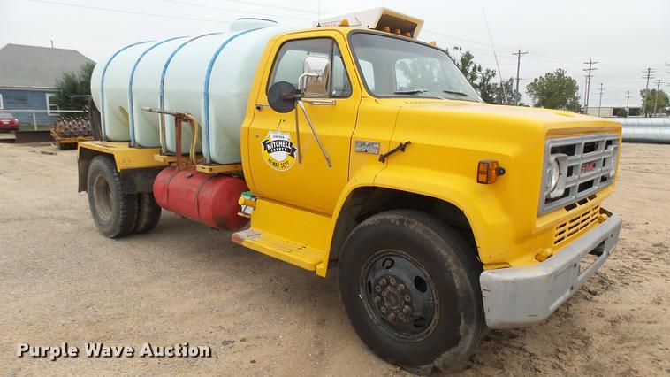 image for item DW9081 1974 GMC 6000 tank truck