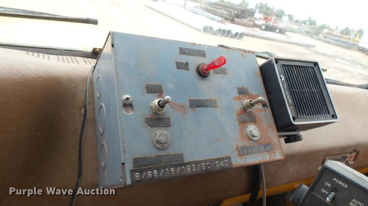 image for item DW9081 1974 GMC 6000 tank truck