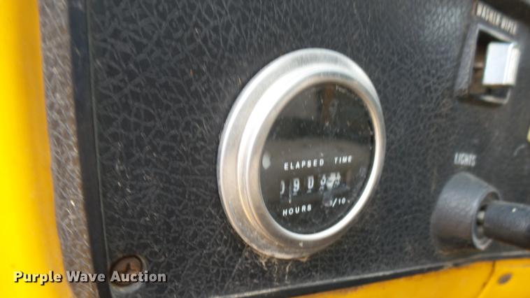 image for item DW9081 1974 GMC 6000 tank truck