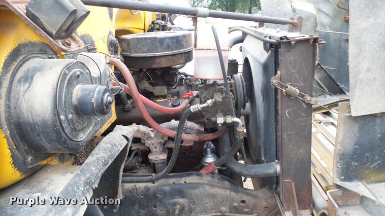 image for item DW9081 1974 GMC 6000 tank truck