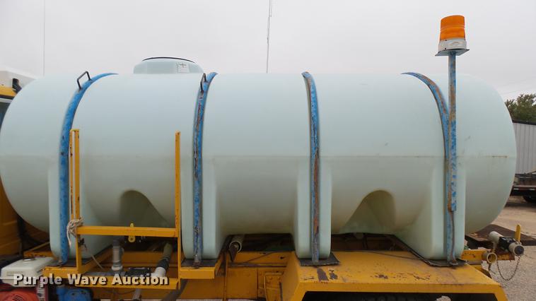 image for item DW9081 1974 GMC 6000 tank truck