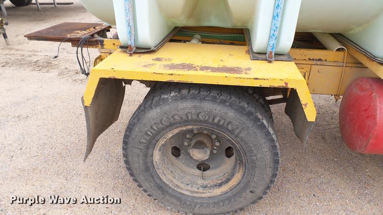 image for item DW9081 1974 GMC 6000 tank truck