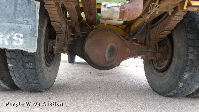 image for item DW9081 1974 GMC 6000 tank truck