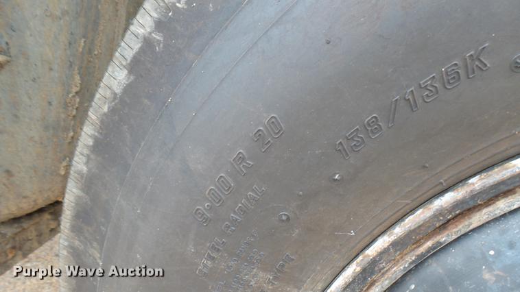 image for item DW9081 1974 GMC 6000 tank truck