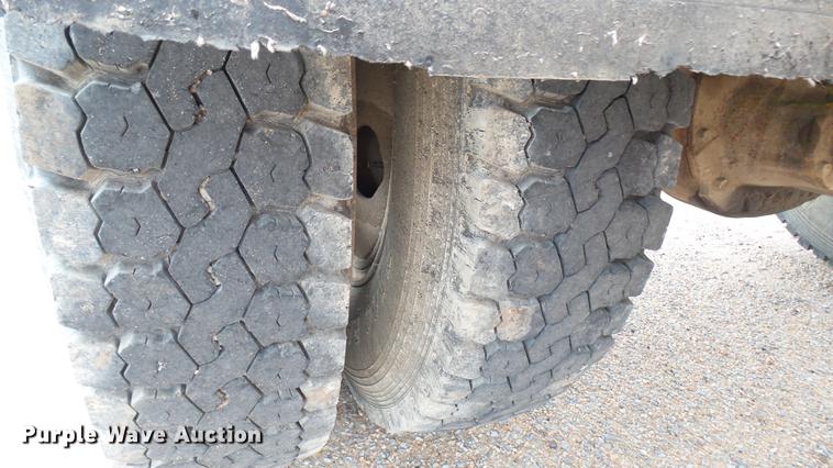 image for item DW9081 1974 GMC 6000 tank truck