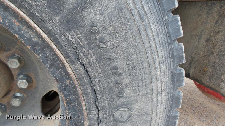 image for item DW9081 1974 GMC 6000 tank truck