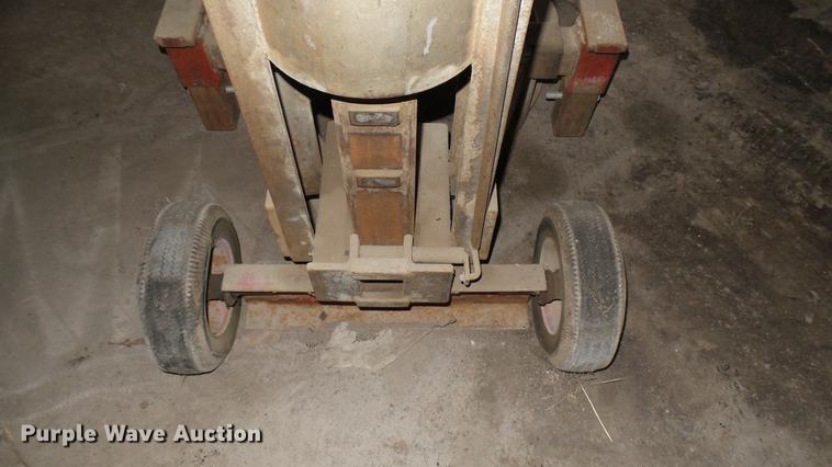 image for item DW9083 Gray TNT-550 pneumatic jack