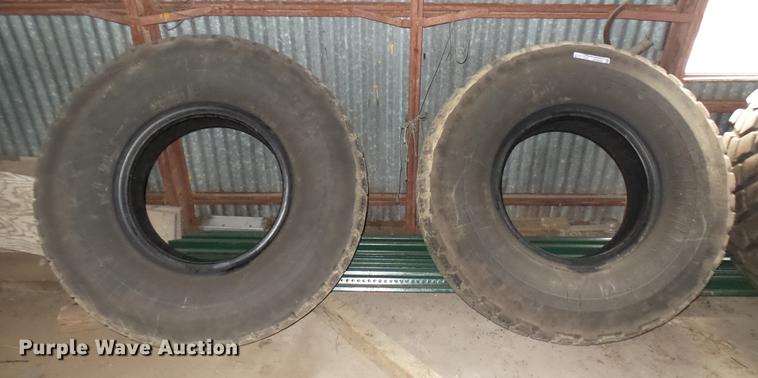 image for item DW9086 (2) Michelin 14.00R24 tires