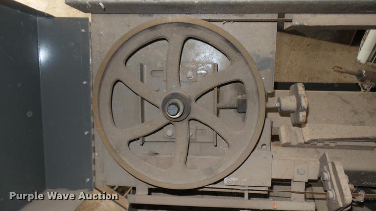 image for item DW9088 Ramco RS-90 metal cutting bandsaw