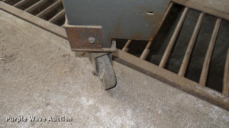 image for item DW9088 Ramco RS-90 metal cutting bandsaw