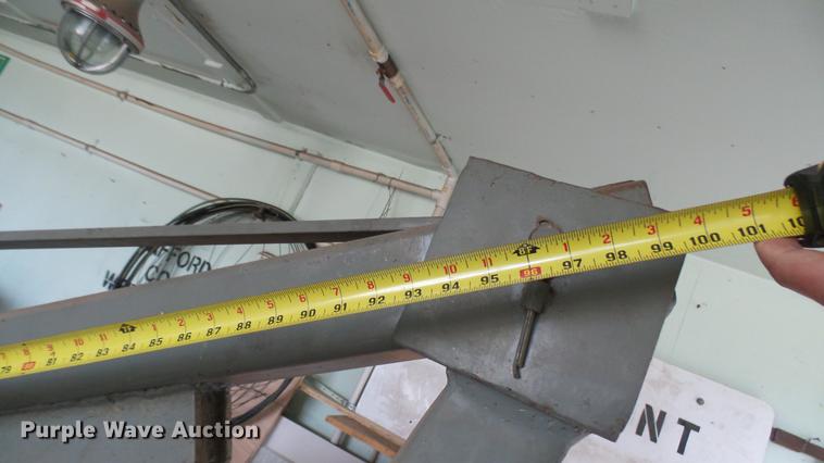 image for item DW9089 Engine hoist