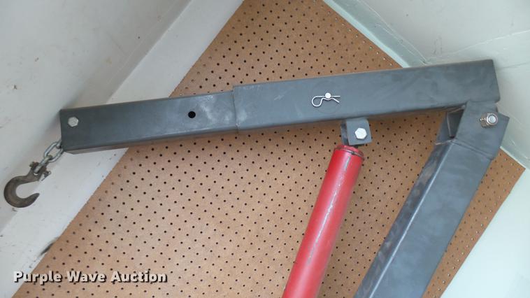 image for item DW9091 Engine hoist